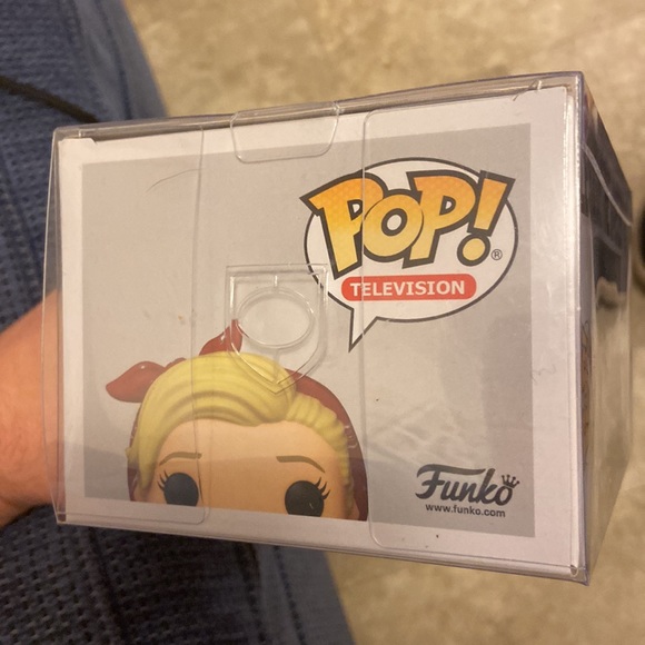 Funko Pop! Television- “Leslie the riveter.” Parks & Recreation - Picture 2 of 5